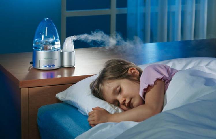 Humidifier provides relief from cold and cough ह्यूमिडफायर भाप शिशु को सर्दी जुकाम से बचाता है